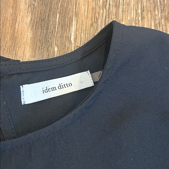 Elegant Black Long Sleeve Dress - Picture 4 of 6